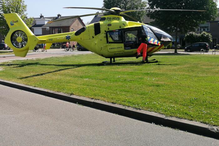 Traumahelikopter landt voor incident in woning