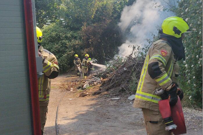 Rookontwikkeling bij brand in snoeiafval