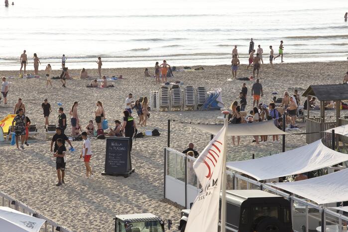 Grote politie-inzet na incident op strand