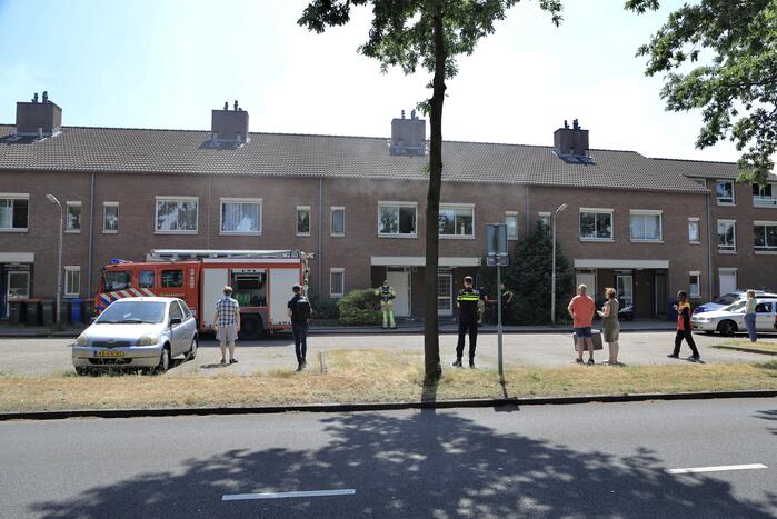 Deur woning opengeramd bij brand in woning