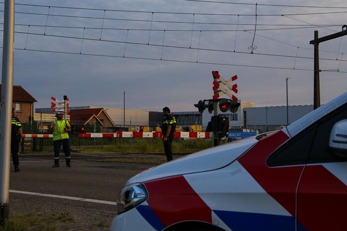 Spoorbomen van spoorwegovergang gaan niet meer open door storing