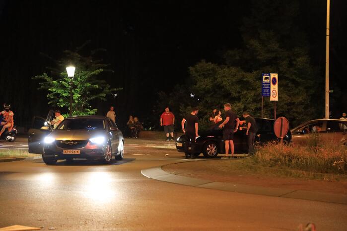 Voetbalsupporters vieren feest bij de Stier