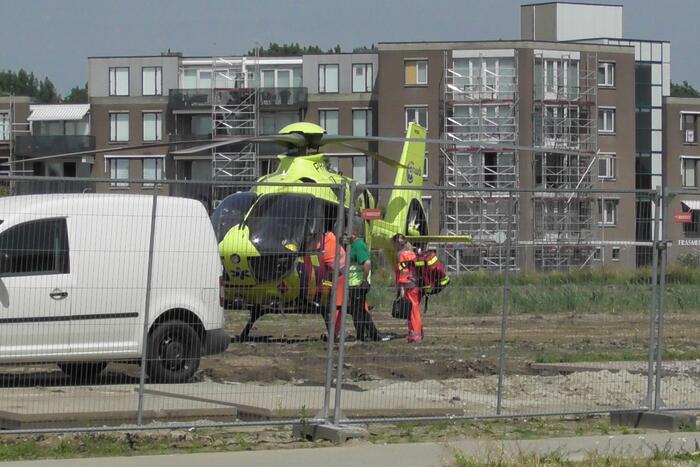 Traumahelikopter landt op bouwterrein voor incident