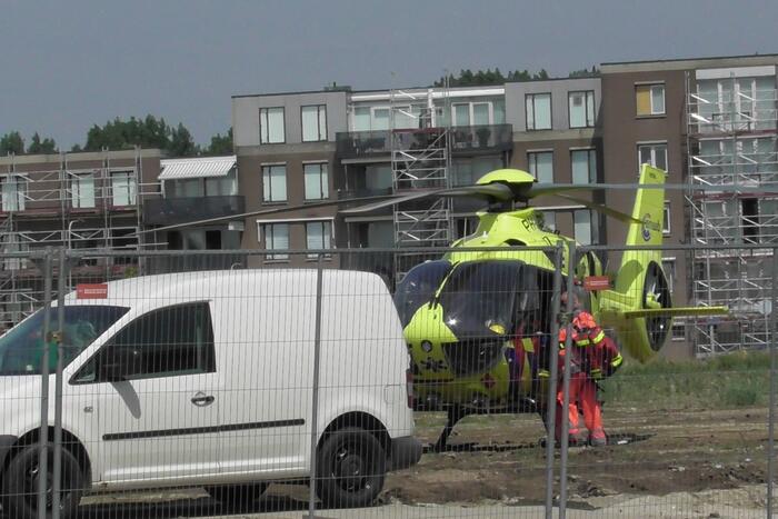 Traumahelikopter landt op bouwterrein voor incident
