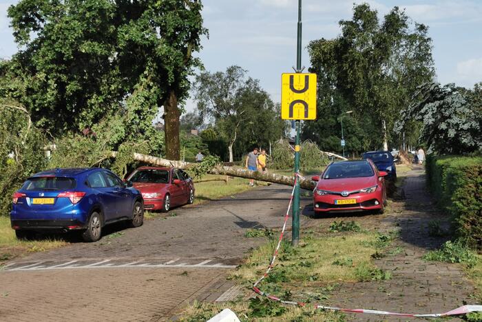 Veel schade door heftige windhoos