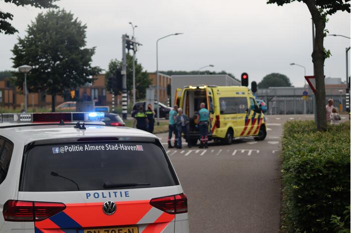 Fietser gewond na ongeval met personenauto
