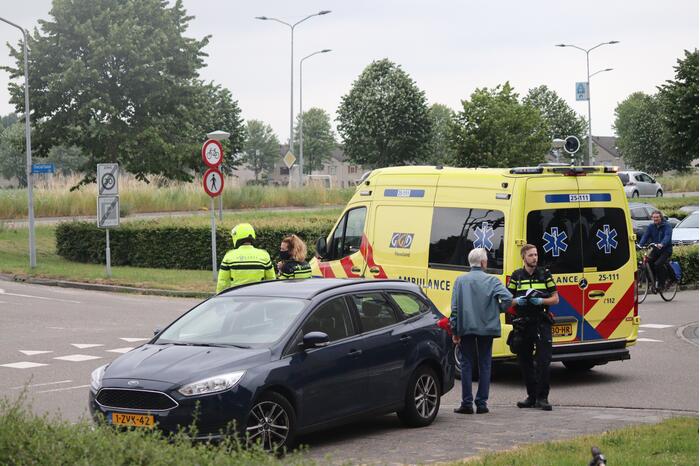 Fietser gewond na ongeval met personenauto