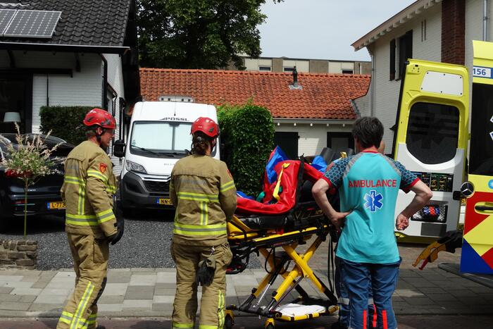 Persoon gewond door incident in garage