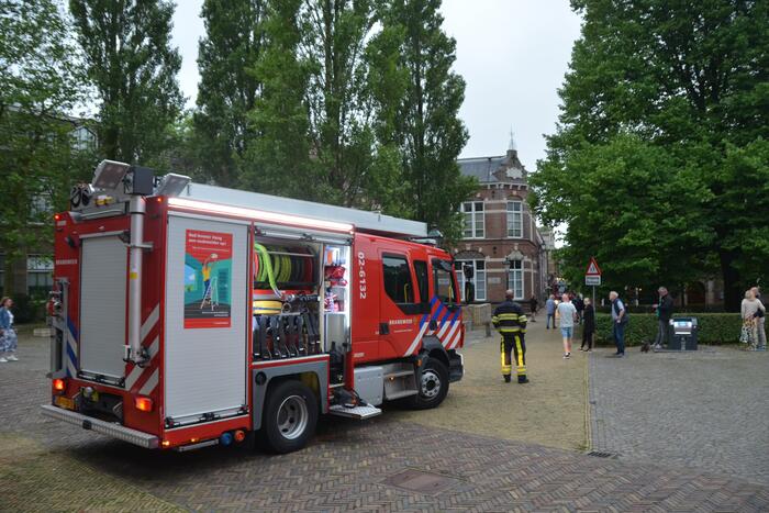 Katten gered bij woningbrand