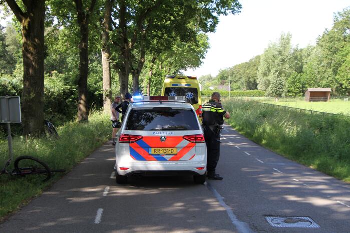 Mountainbikester raakt gewond na val