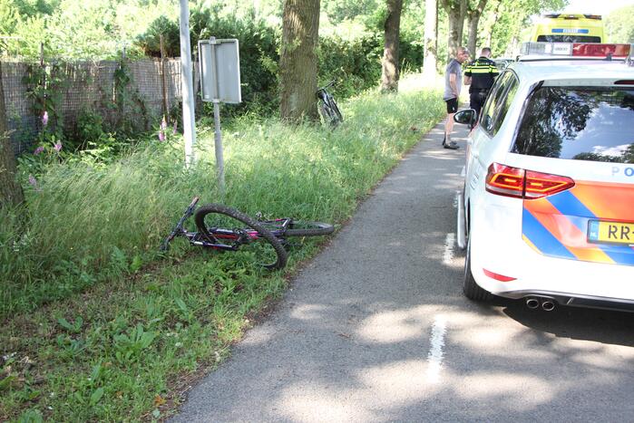 Mountainbikester raakt gewond na val