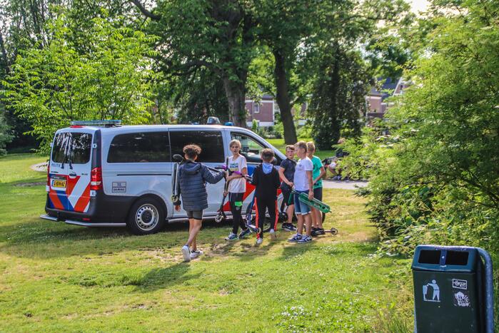 8-jarige steekt 11-jarige neer in park