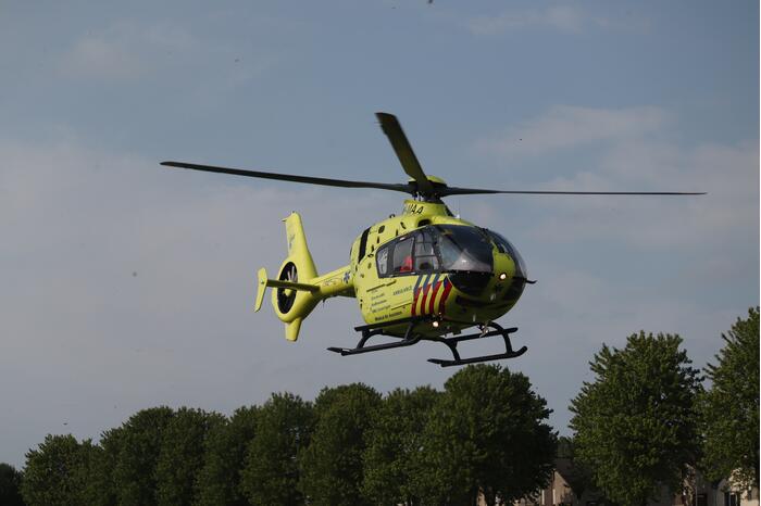 Traumahelikopter ingezet voor incident in woning
