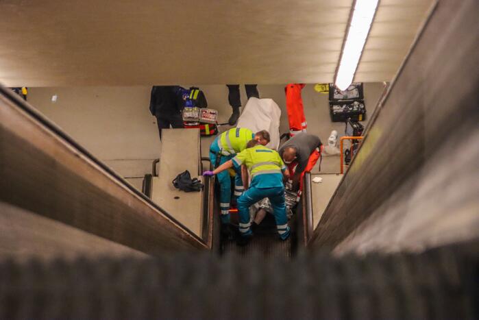 Persoon zwaargewond na incident in Maastunnel