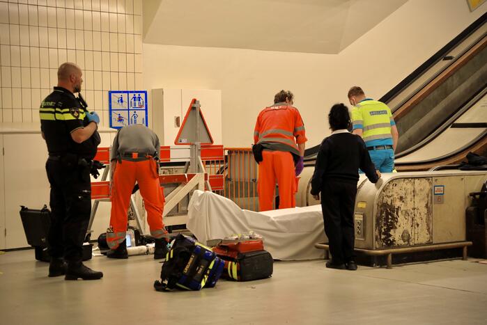 Persoon zwaargewond na incident in Maastunnel
