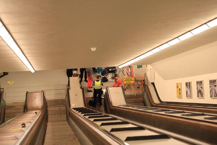 Persoon zwaargewond na incident in Maastunnel
