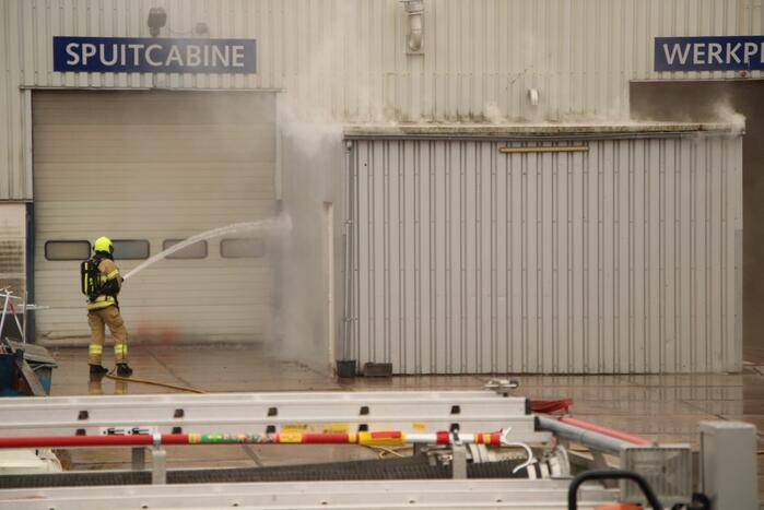 Brand bij schadehersteller Total Truck Care