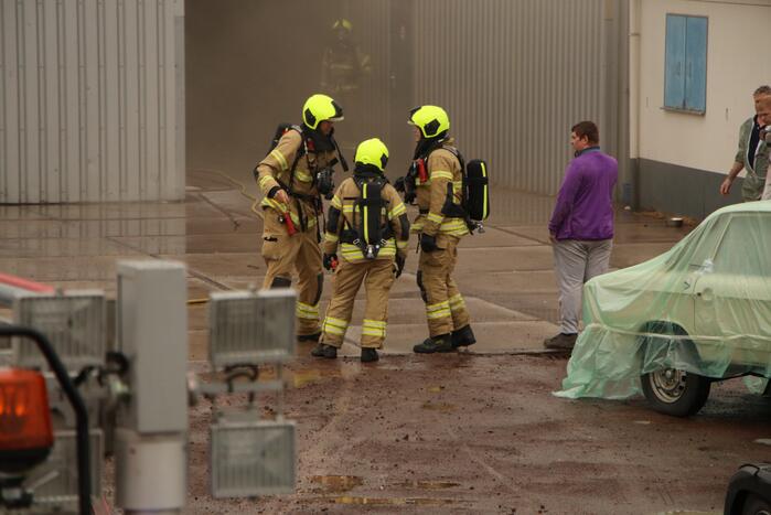 Brand bij schadehersteller Total Truck Care