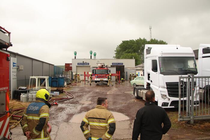 Brand bij schadehersteller Total Truck Care