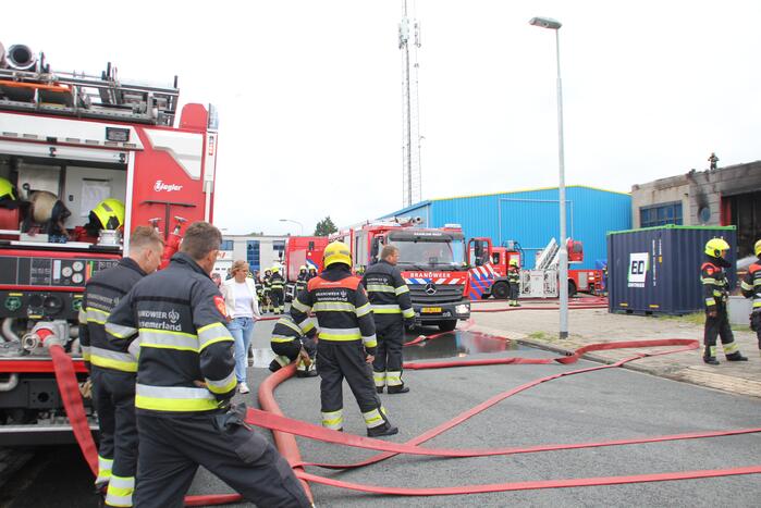 Brand in pand industrieterrein
