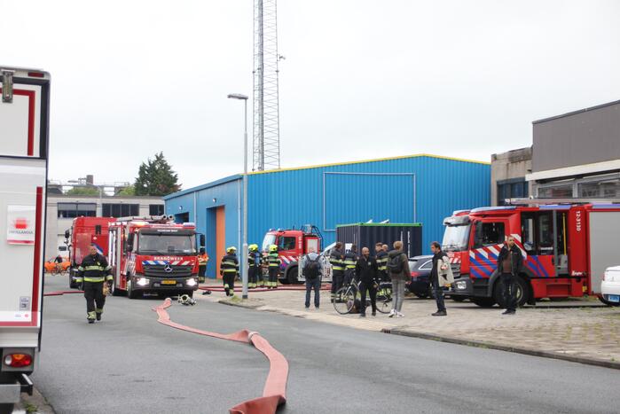 Brand in pand industrieterrein