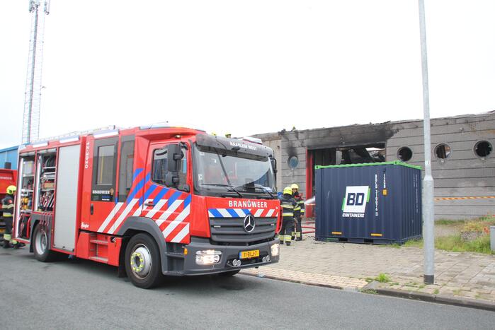 Brand in pand industrieterrein