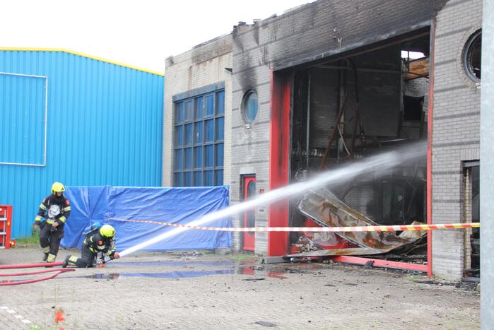 Brand in pand industrieterrein