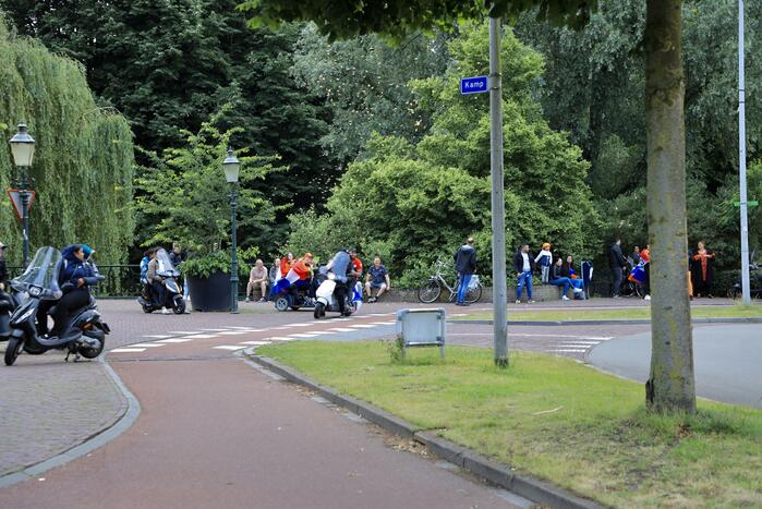 Oranjefans vieren opnieuw feest na derde EK zege