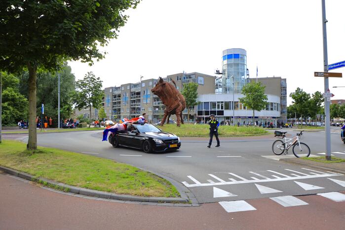 Oranjefans vieren opnieuw feest na derde EK zege