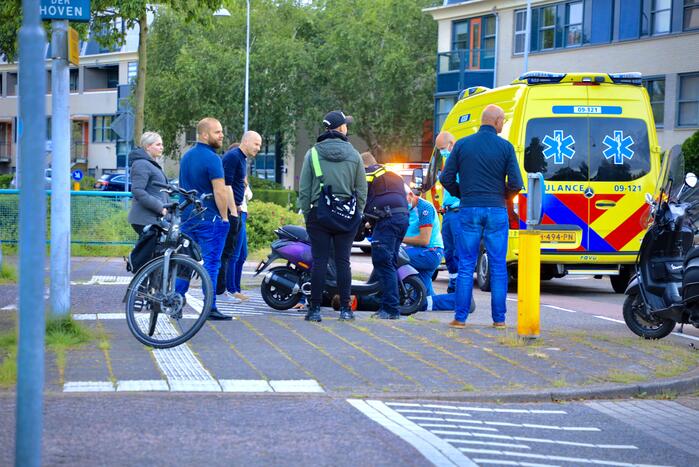 Brommerrijder gewond bij eenzijdig ongeval