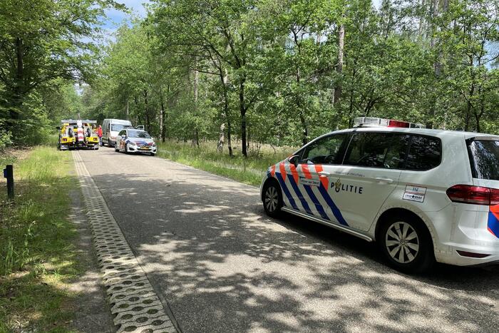 Persoon aangehouden en twee slaan op de vlucht