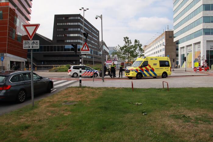 Persoon gewond bij aanrijding op oversteek