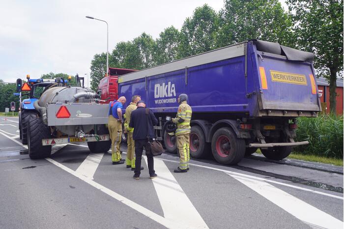 Vrachtwagen komt met pech te staan door brand