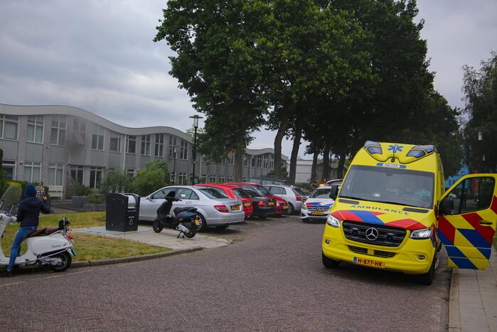 Veel rook bij brand in woning