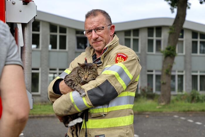 Veel rook bij brand in woning
