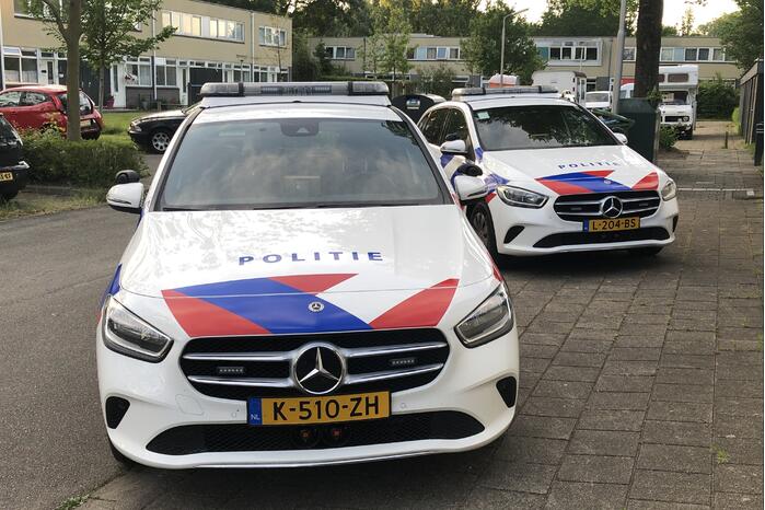 Agent krijgt kopstoot bij ruzie in woning