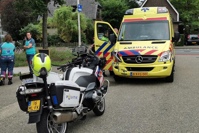 Ambulance betrokken bij botsing