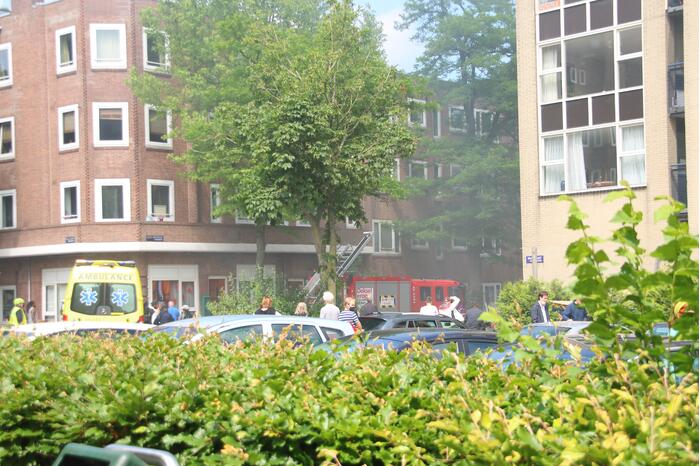 Veel rook bij brand in appartement