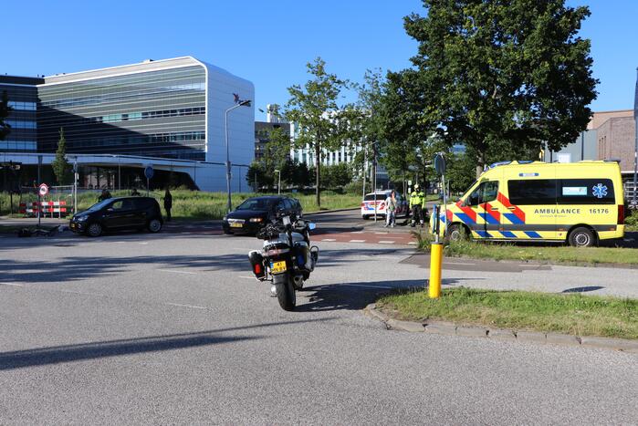 Fietser gewond bij aanrijding met auto
