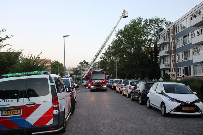 Flat deels ontruimd door brandlucht