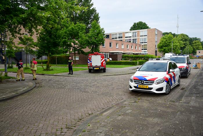 Bank in kelderruimte in brand gevlogen