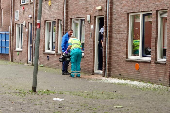 Man gewond bij steekincident in woning