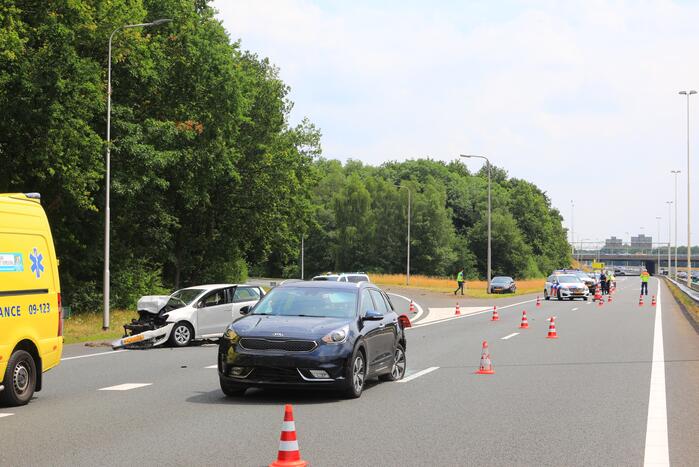 Meerdere voertuigen betrokken bij kop-staart botsing