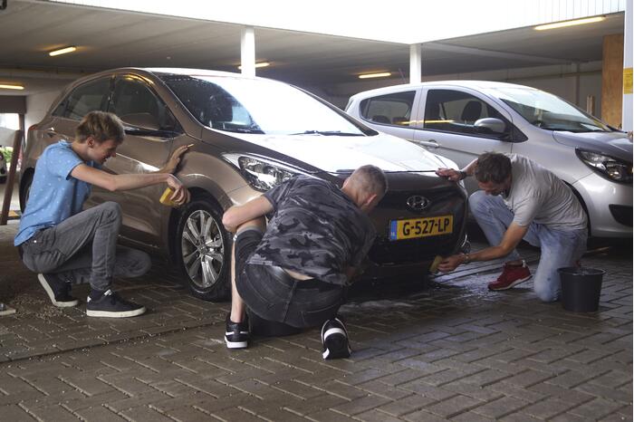 Bewoners Vathorst werken hun eigen vakantie bij elkaar