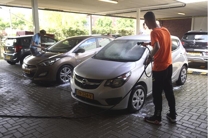 Bewoners Vathorst werken hun eigen vakantie bij elkaar