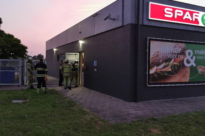 Rookgenerator gaat af bij Esso-tankstation