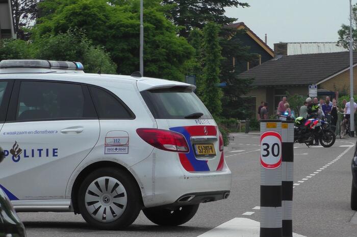 Buurtbewoners moeten binnen blijven na melding van schietpartij
