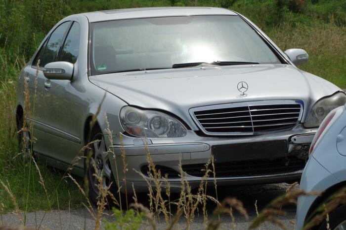 Flinke schade bij aanrijding op kruising