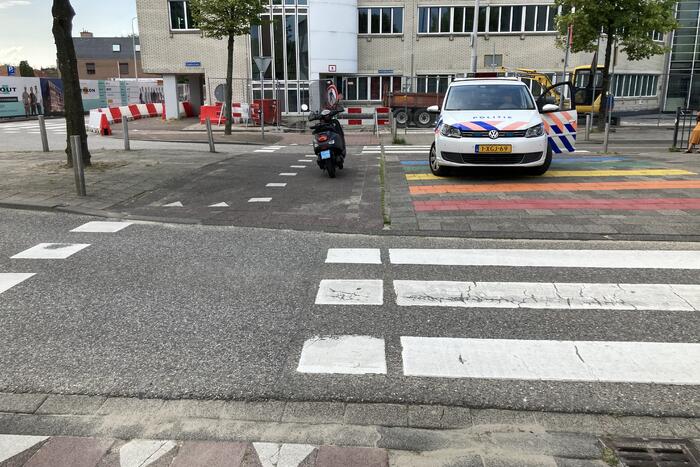 Kop-staart botsing tussen twee auto's
