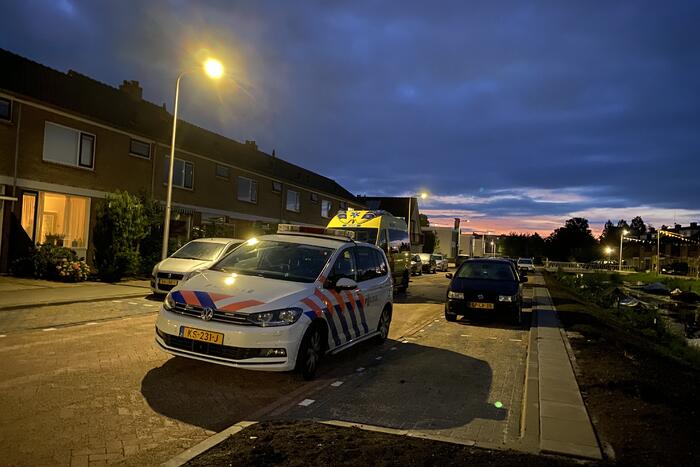 Gewonde na mogelijk steekpartij in woning